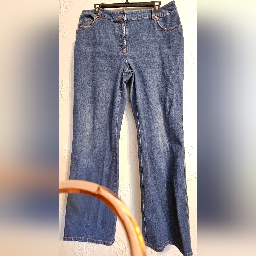 Jones Wear Sport Blue Straight Leg Denim Jeans Size 14